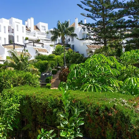 Apartment In Near The *